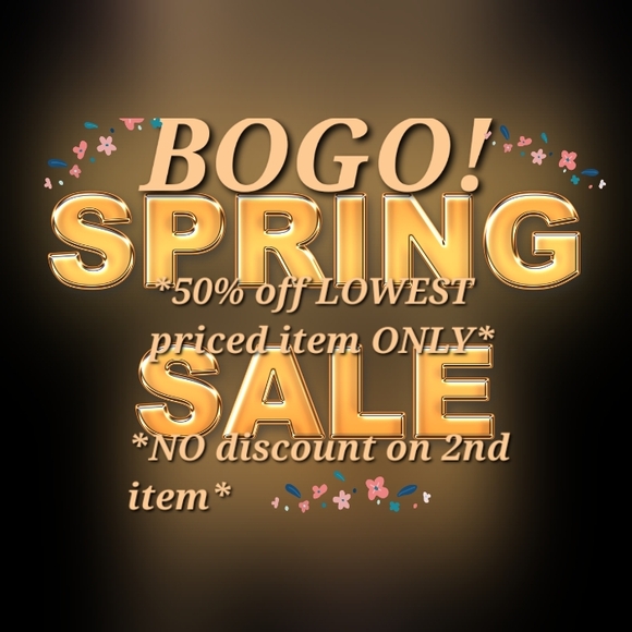 Barely Worn! Beautiful Macy's Brand Style & Co Tunic W/Ruffled hem.🤍🖤 - Picture 6 of 6